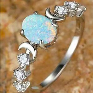 Opalescent Gemstone Silver Plated, w/ Crescent moon & rhinestones NWT Sz 6,7,8,9